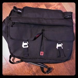 Chrome Lieutenant sling bag